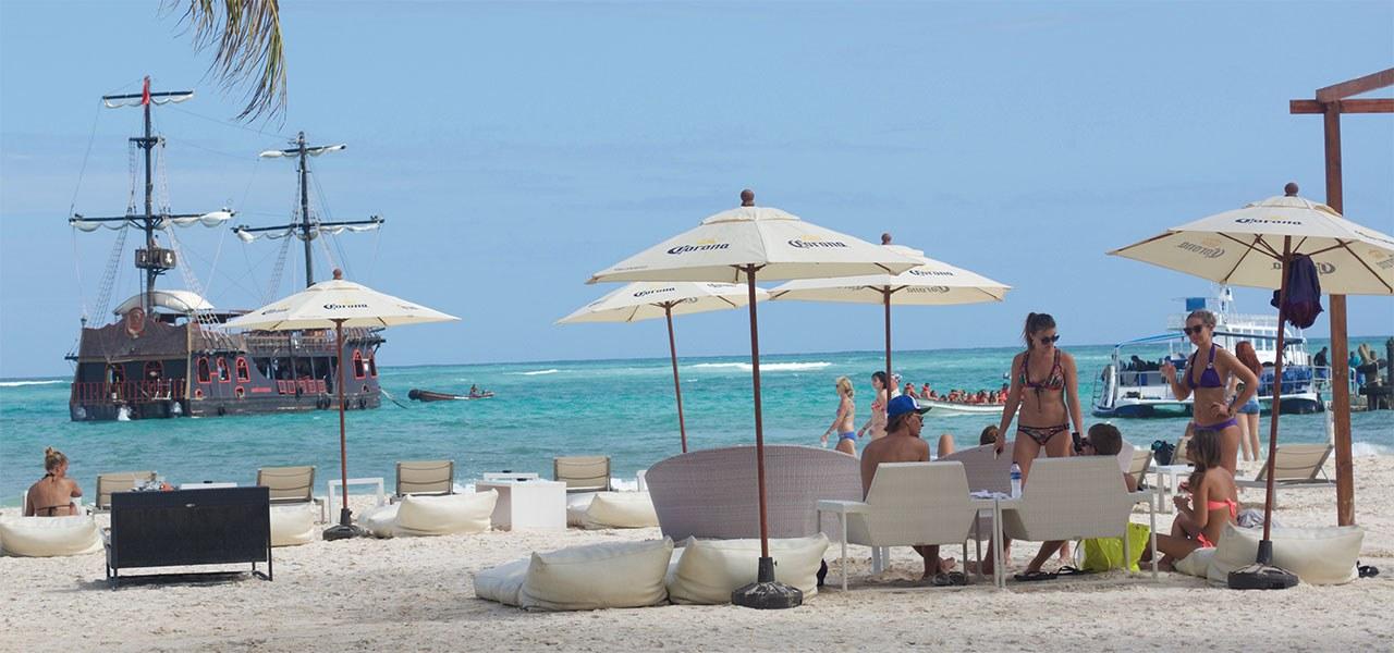 Salvaje Beach Club